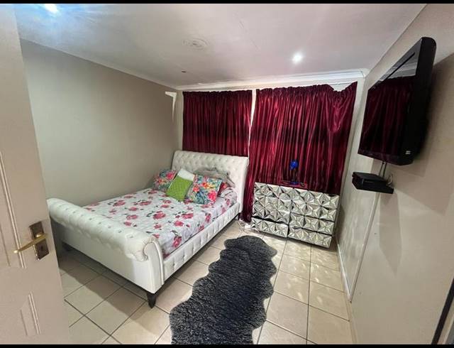 2 BEDROOM TOWNHOUSE FOR SALE IN BENDOR